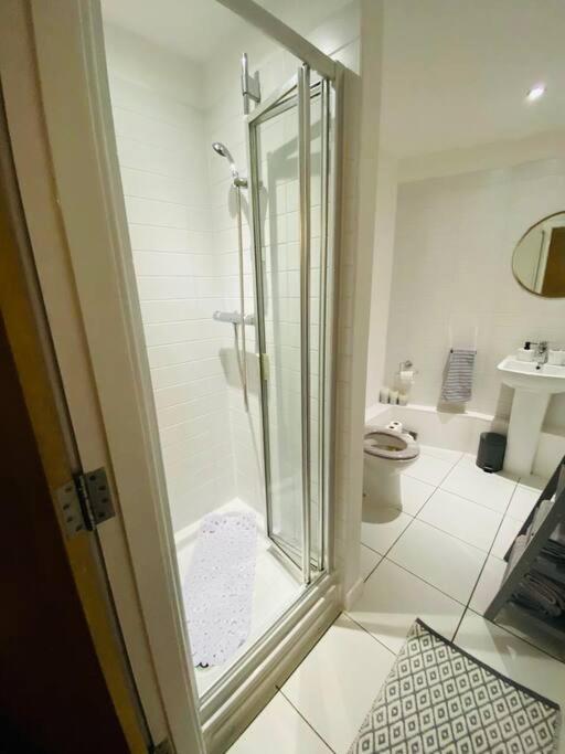 Liverpool City Centre Modern Apartment Fits 6 People 外观 照片
